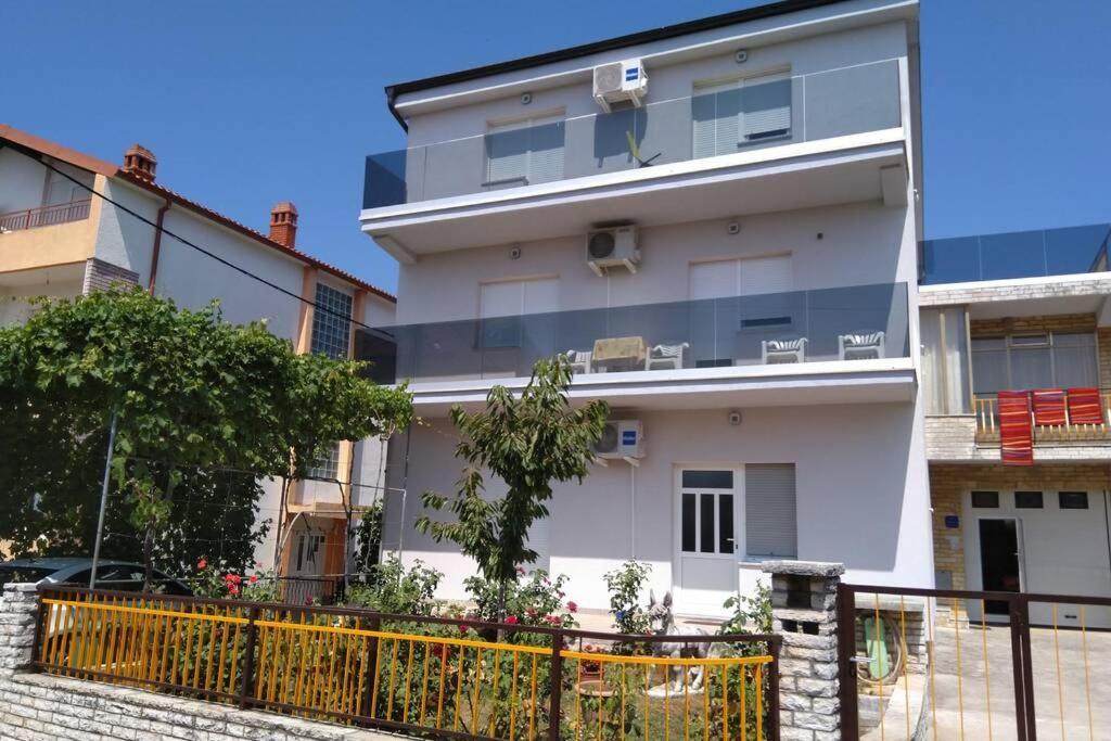 Appartement Marin à Zadar Extérieur photo